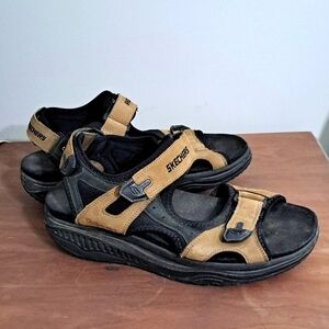 Men's Skecher Shape-Ups Sandals 10.5